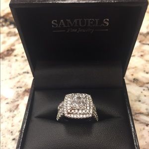Beautiful Samuels wedding band and ring $1200